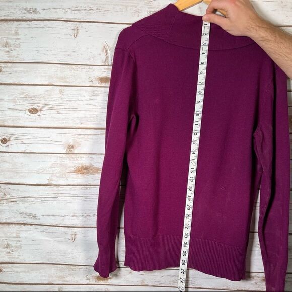 🎇CLEO Long Sleeve with bunched up neck Magenta Purple size Medium - Picture 5 of 8